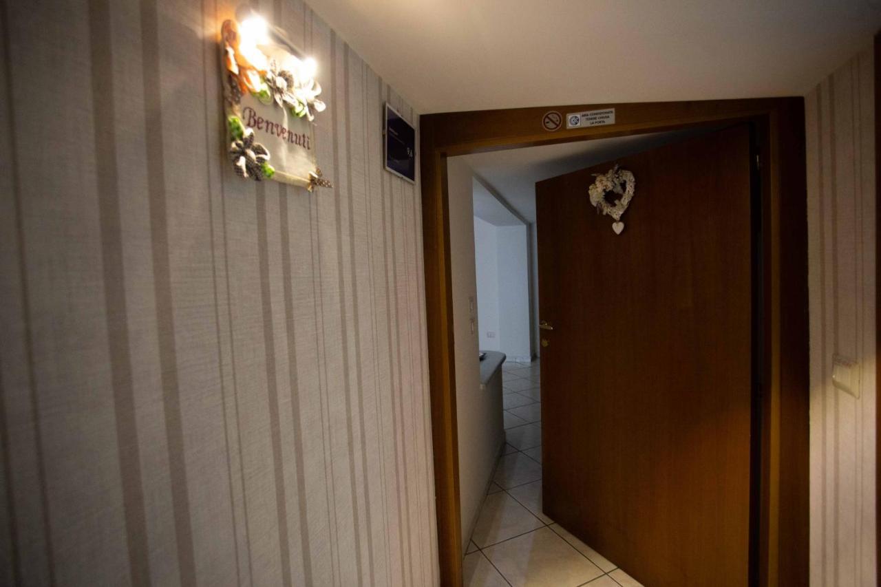 Apartmán House Da Mary Caserta Exteriér fotografie